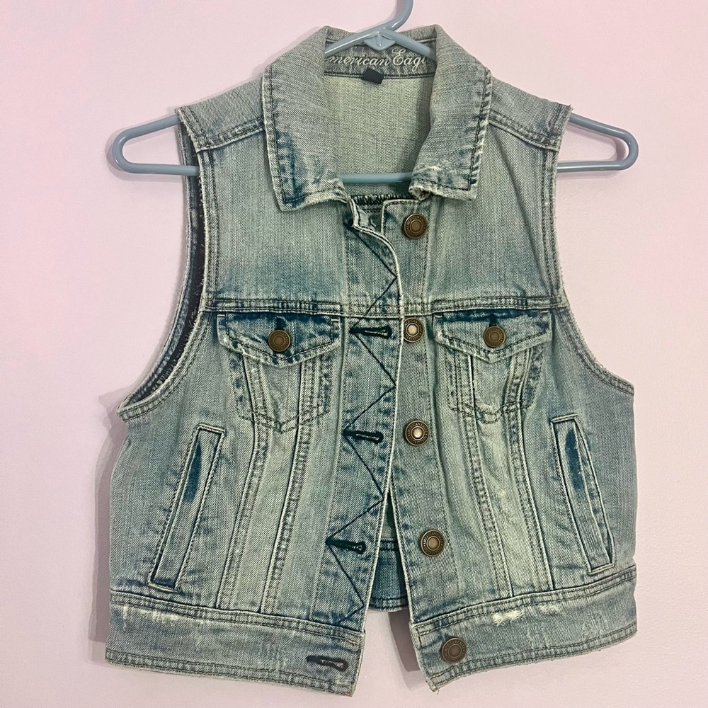 Vintage American Eagle light wash denim jean vest size Small women’s